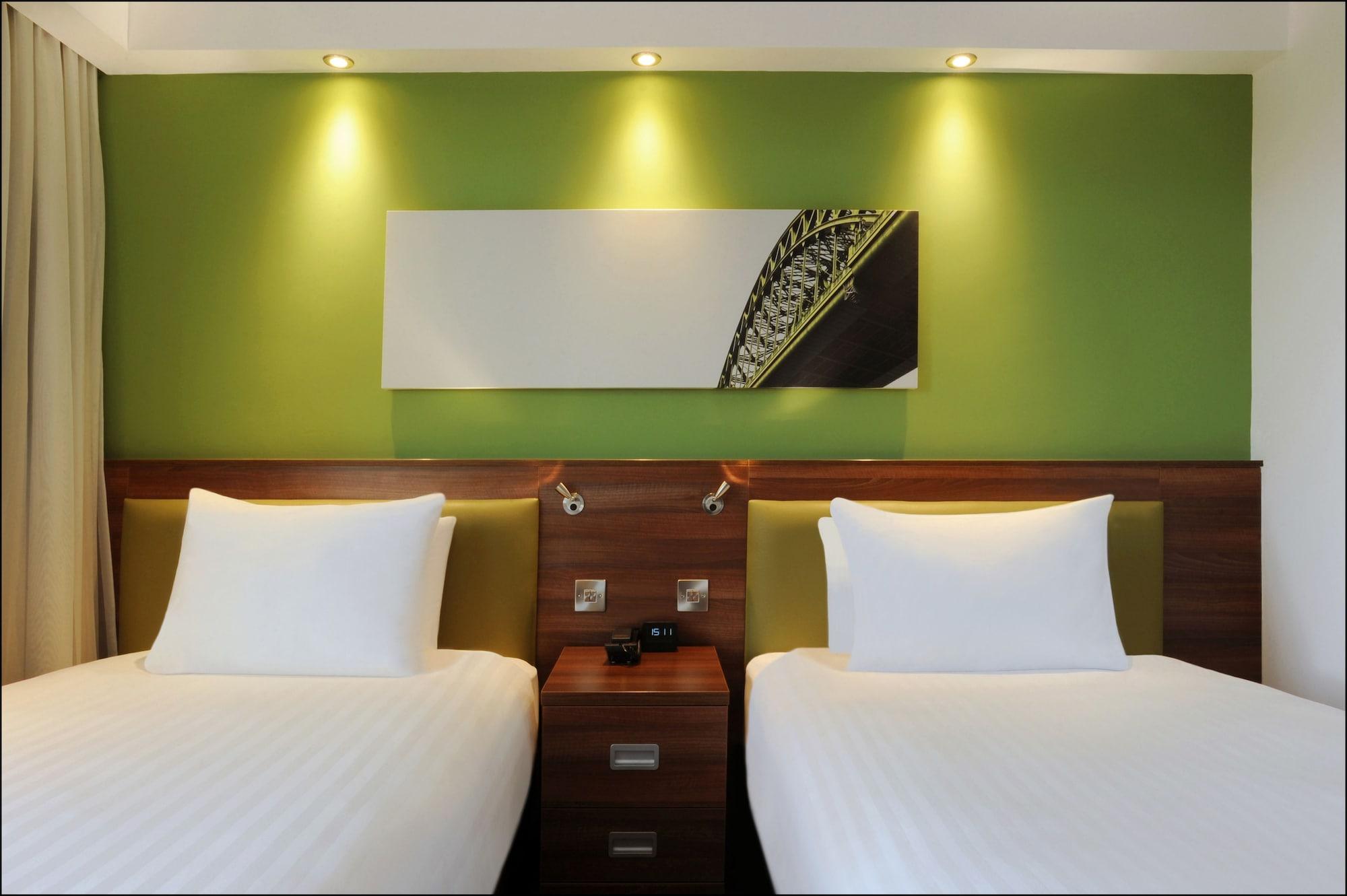 แฮมป์ตัน บาย ฮิลตัน นิวคาสเซิล Hotel นิวคาสเซิล อะพอน ไทน์ ภายนอก รูปภาพ