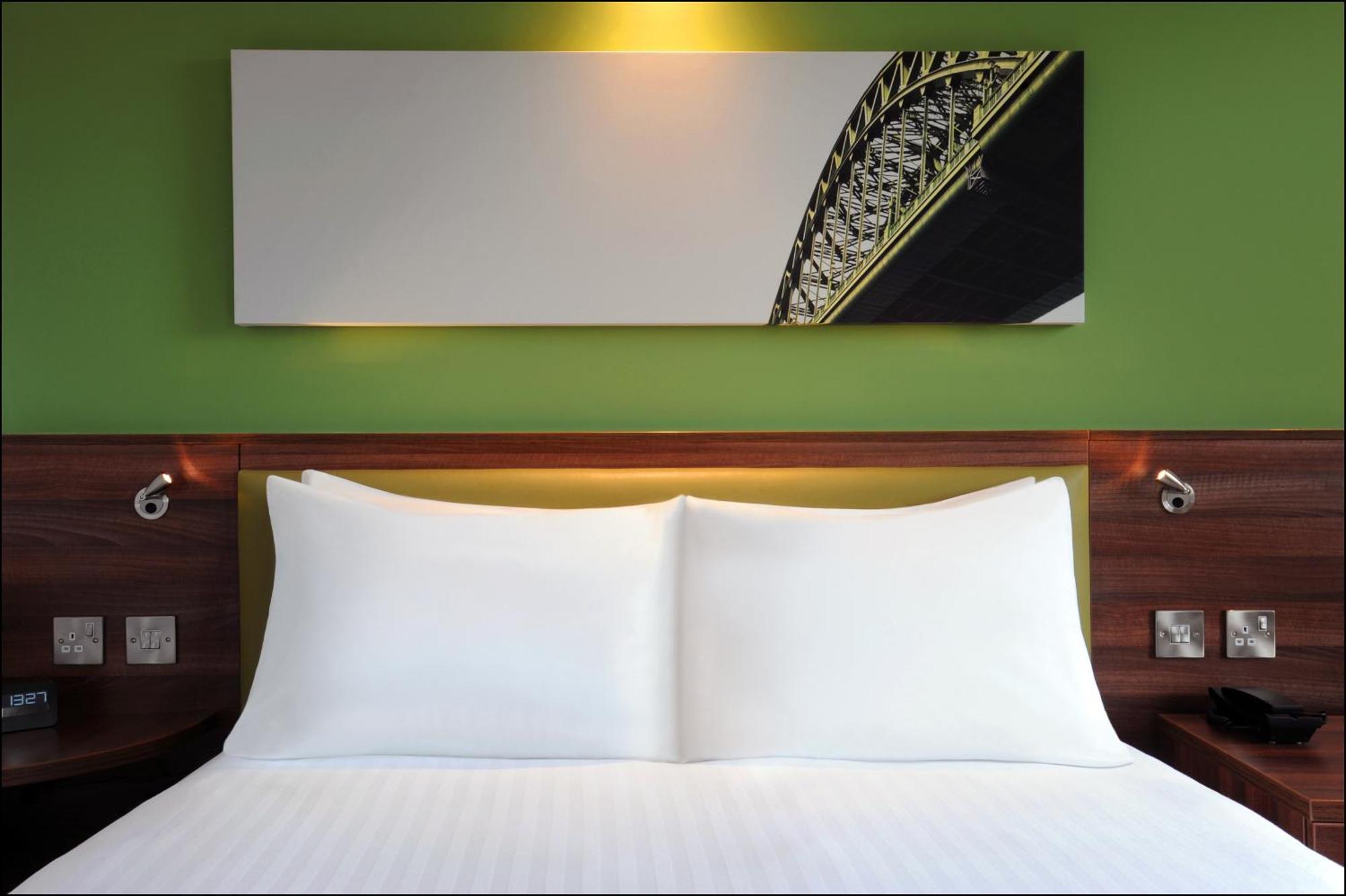 แฮมป์ตัน บาย ฮิลตัน นิวคาสเซิล Hotel นิวคาสเซิล อะพอน ไทน์ ภายนอก รูปภาพ