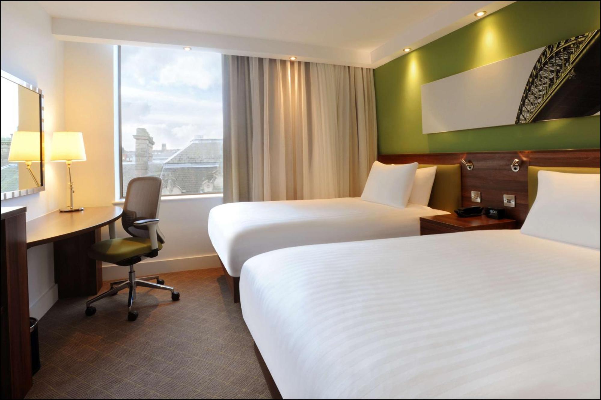 แฮมป์ตัน บาย ฮิลตัน นิวคาสเซิล Hotel นิวคาสเซิล อะพอน ไทน์ ภายนอก รูปภาพ