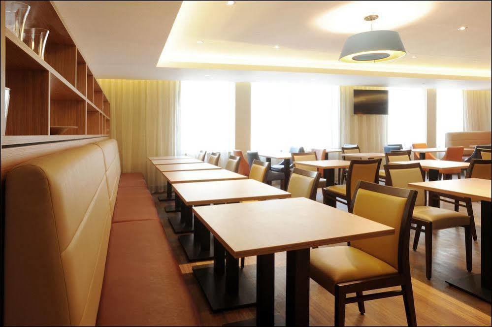 แฮมป์ตัน บาย ฮิลตัน นิวคาสเซิล Hotel นิวคาสเซิล อะพอน ไทน์ ภายนอก รูปภาพ